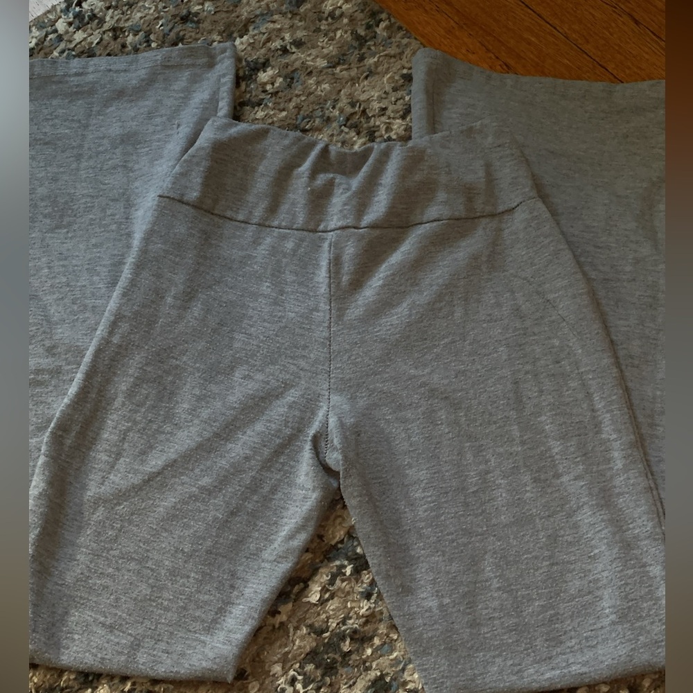 Grey flare leggings
